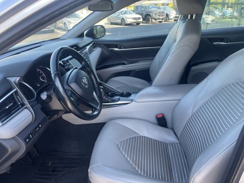 Used 2018 Toyota Camry SE w/ Protection Package (Q2) FWD image 5