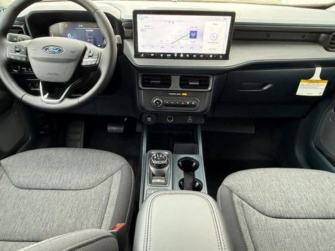 New 2025 Ford Maverick XLT w/ XLT Luxury Package image 7