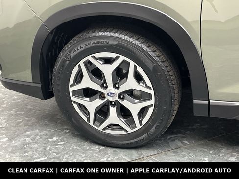 Used 2020 Subaru Forester Premium image 31