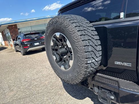 Used 2025 GMC Hummer EV 3X w/ Extreme Off-Road Package AWD/4WD image 32