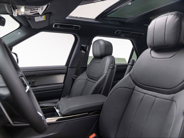 New 2027 Land Rover Range Rover Sport SE AWD/4WD image 15