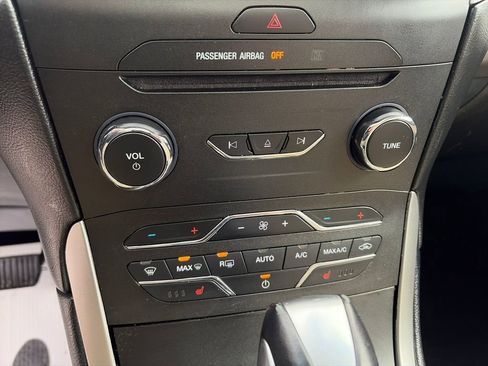 Used 2016 Ford Edge SEL w/ Equipment Group 201A image 24