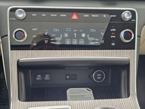 New 2026 Genesis GV80 3.5T Prestige image 16