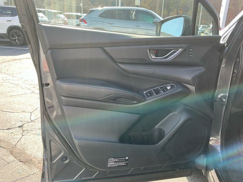 Used 2023 Subaru Ascent Limited image 35