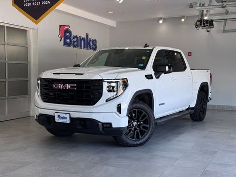 Certified 2026 GMC Sierra 1500 Elevation w/ Elevation Premium Package AWD/4WD image 2