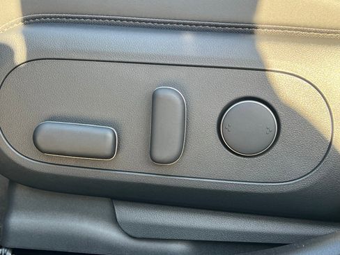 New 2026 Hyundai Ioniq 5 SEL image 25