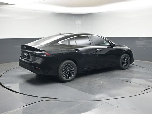 New 2026 Nissan Sentra SV image 5