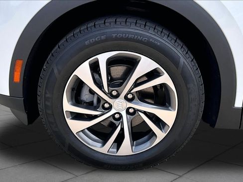 Used 2021 Buick Envision Essence w/ Technology Package I AWD/4WD image 7