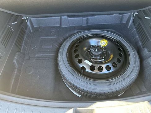 Used 2023 Chevrolet TrailBlazer RS w/ Sun and Liftgate Package image 29