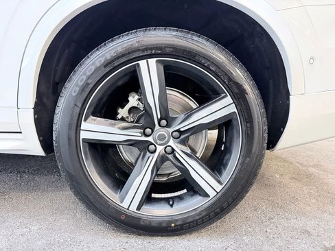 Used 2019 Volvo XC90 T5 R-Design w/ Advanced Package image 10