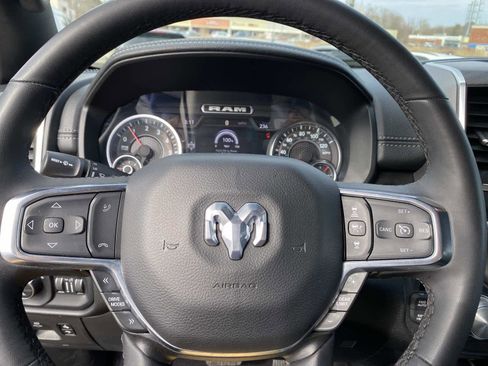 Used 2025 RAM 1500 Laramie image 17