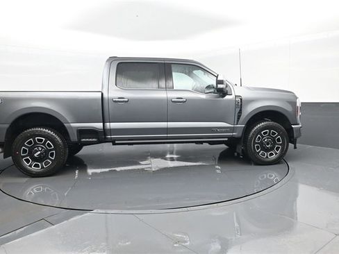 Used 2024 Ford F350 Platinum image 4