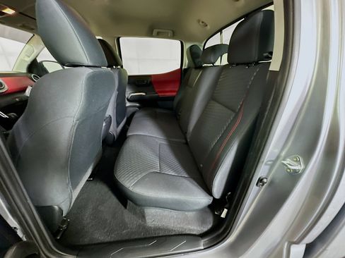 Used 2021 Toyota Tacoma SR5 RWD image 25