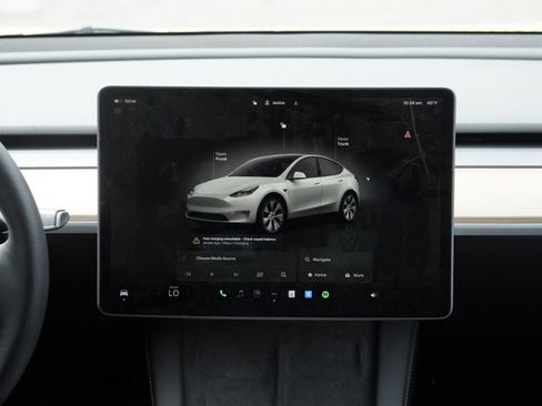 Used 2023 Tesla Model Y AWD image 18