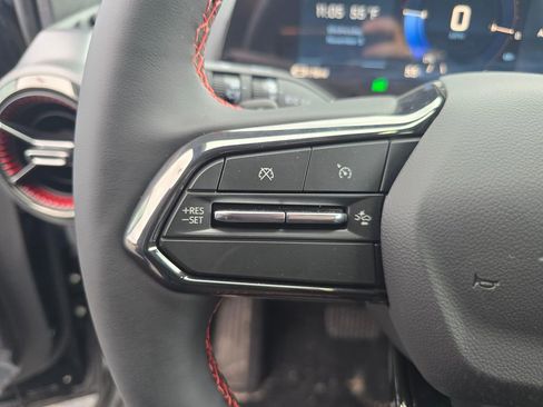 New 2026 Chevrolet Equinox EV RS FWD image 30