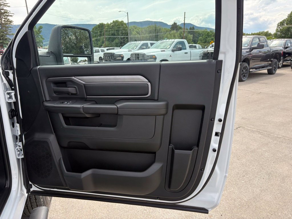 Certified 2025 RAM 2500 Tradesman AWD/4WD image 15