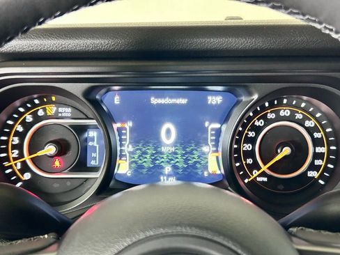 New 2025 Jeep Gladiator Sport image 24