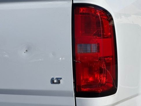 Used 2020 Chevrolet Colorado LT w/ Safety Package image 12