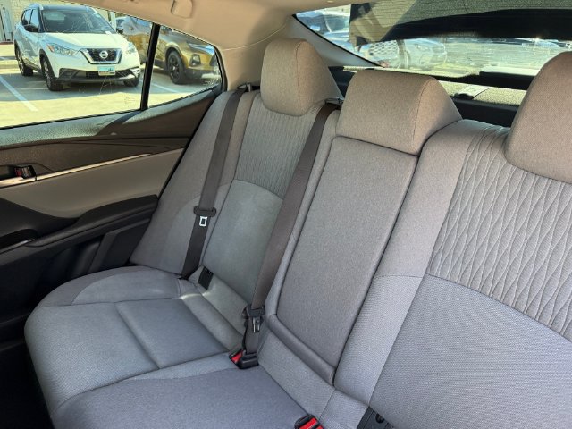 Used 2025 Toyota Camry LE FWD image 28