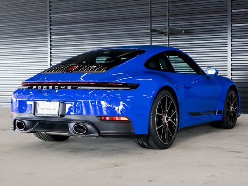 Used 2026 Porsche 911 Carrera 4S image 10