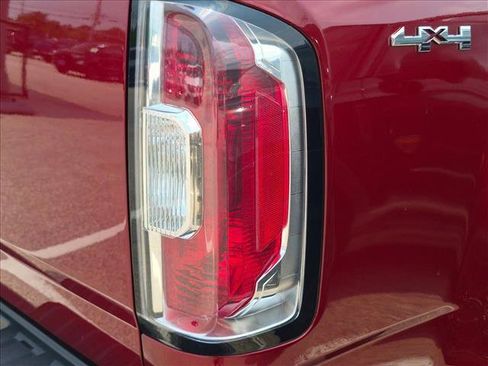 Used 2021 GMC Canyon Elevation w/ Trailering Package AWD/4WD image 12
