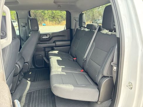 Used 2024 Chevrolet Silverado 1500 Custom image 23