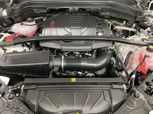 New 2026 Alfa Romeo Stelvio Sprint AWD/4WD image 19