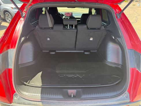 Certified 2023 Honda HR-V Sport image 39