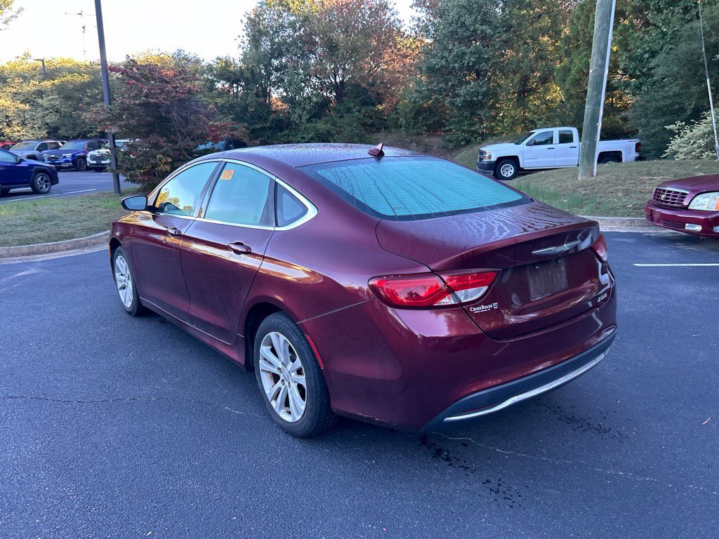 Used 2017 Chrysler 200 Limited Platinum w/ Comfort & Convenience Group FWD image 5