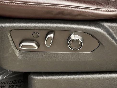 Used 2022 Cadillac Escalade ESV Sport Platinum w/ LPO, ONYX Package image 27