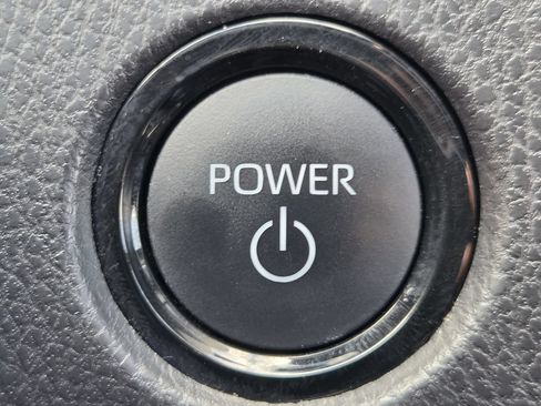 Used 2025 Toyota Camry SE FWD image 22