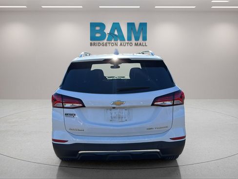 Used 2023 Chevrolet Equinox Premier image 6