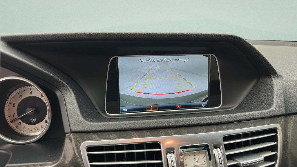 Used 2016 Mercedes-Benz E 350 4MATIC Sedan image 19