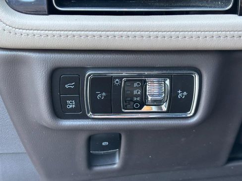 Certified 2023 Lincoln Nautilus FWD image 17