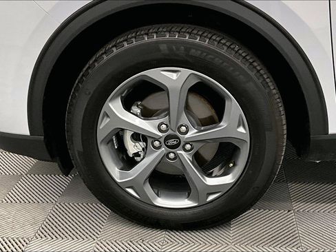 Used 2025 Ford Escape ST-Line w/ Equipment Group 301A FWD image 10