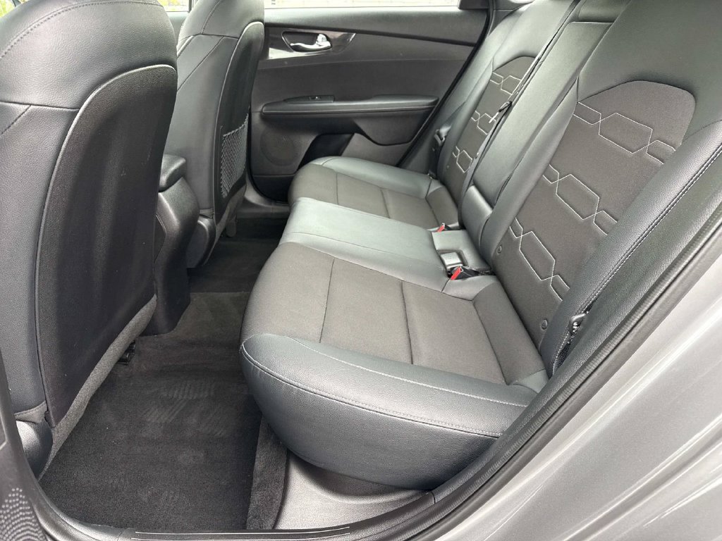 Used 2023 Kia Forte GT-Line w/ GT-Line Premium Package FWD image 23
