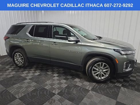 Used 2023 Chevrolet Traverse LT AWD/4WD image 1