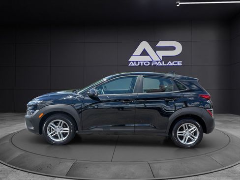 Used 2023 Hyundai Kona SE FWD image 7