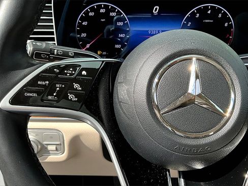 Used 2024 Mercedes-Benz GLE 450 GLE 450 image 20