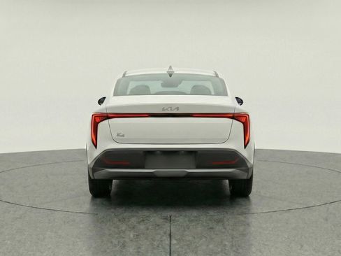 Used 2025 Kia K4 LXS FWD image 7