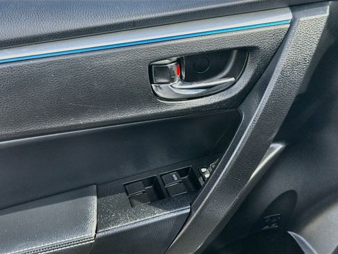 Used 2016 Toyota Corolla S FWD image 17