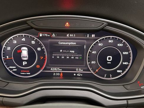 Used 2020 Audi Q5 Prestige image 32