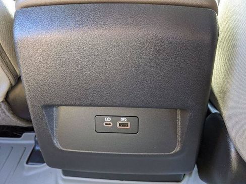 Used 2024 Nissan Frontier SV AWD/4WD image 17
