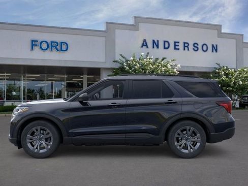 New 2026 Ford Explorer Active AWD/4WD image 3