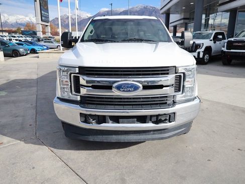 Used 2018 Ford F350 XLT AWD/4WD image 9