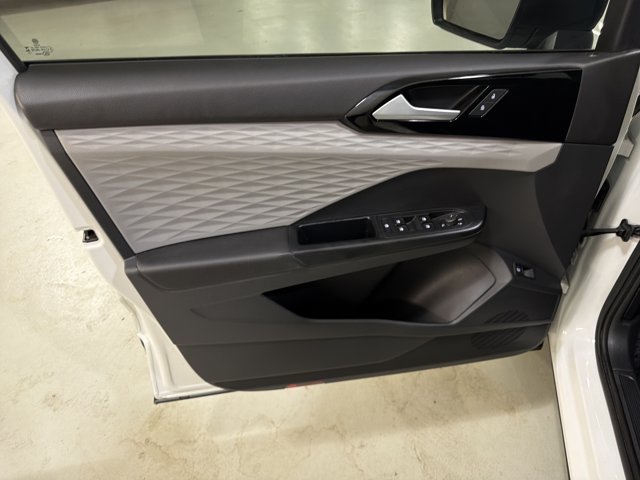 Certified 2023 Volkswagen Taos S AWD/4WD image 17