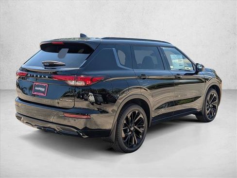 New 2026 Nissan Rogue Platinum AWD/4WD image 2