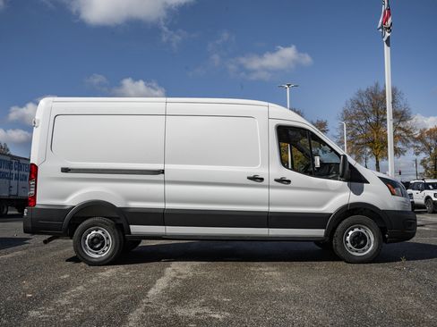 New 2026 Ford Transit 250 148 Medium Roof w/ Load Area Protection Package image 3