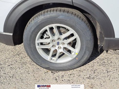 New 2026 Ford Explorer Active w/ Active Comfort Package RWD image 5