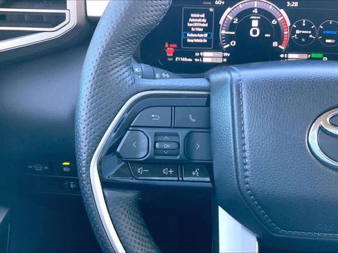 Used 2024 Toyota Sequoia SR5 image 23